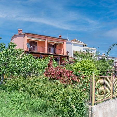 Apartments With A Parking Space Pula - 16053 Екстериор снимка