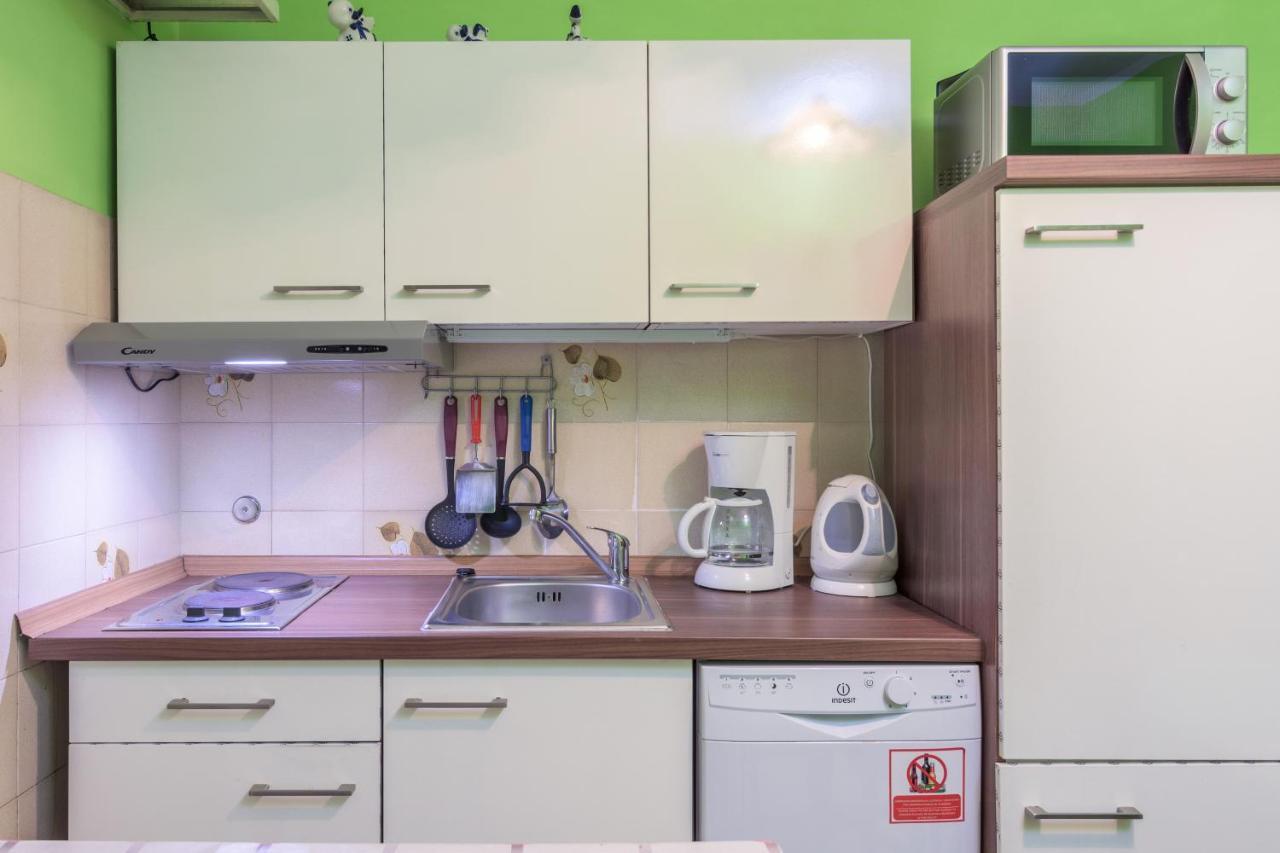 Apartments With A Parking Space Pula - 16053 Екстериор снимка